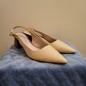 BRAND NEW Charles & Keith Slingback Heels
